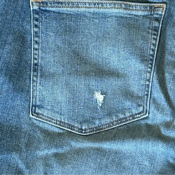 J. Crew High Rise Classic Vintage Jeans ๐ - Picture 5 of 8